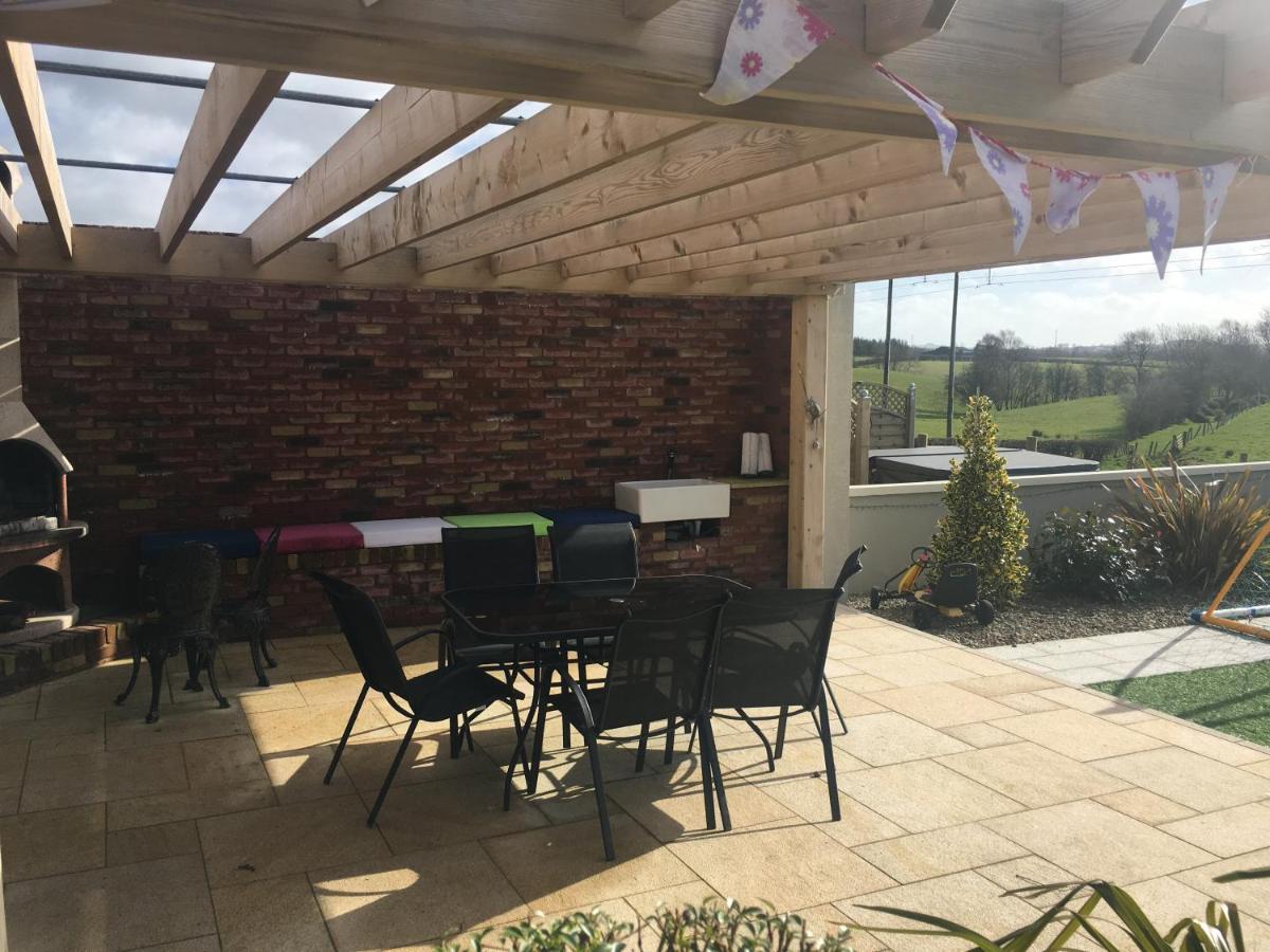 Bed and Breakfast Arvalee Retreat With Outdoor Hottub à Omagh Extérieur photo