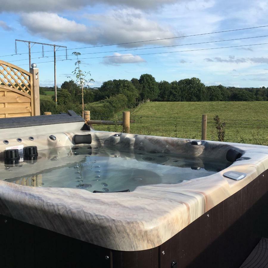 Bed and Breakfast Arvalee Retreat With Outdoor Hottub à Omagh Extérieur photo